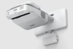 Epson PowerLite 685W 3500-Lumen WXGA 3CD Projector